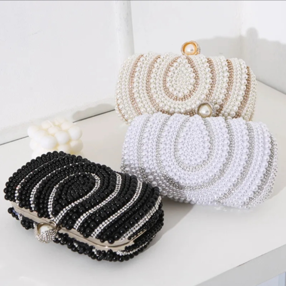 Tara - Water Droplet Shaped Pearl Clutch - Picture 4 of 7